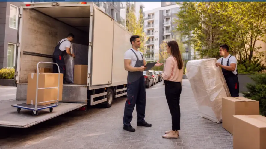 Paketlenmiş eşyalarla evden eve nakliyat planlaması
